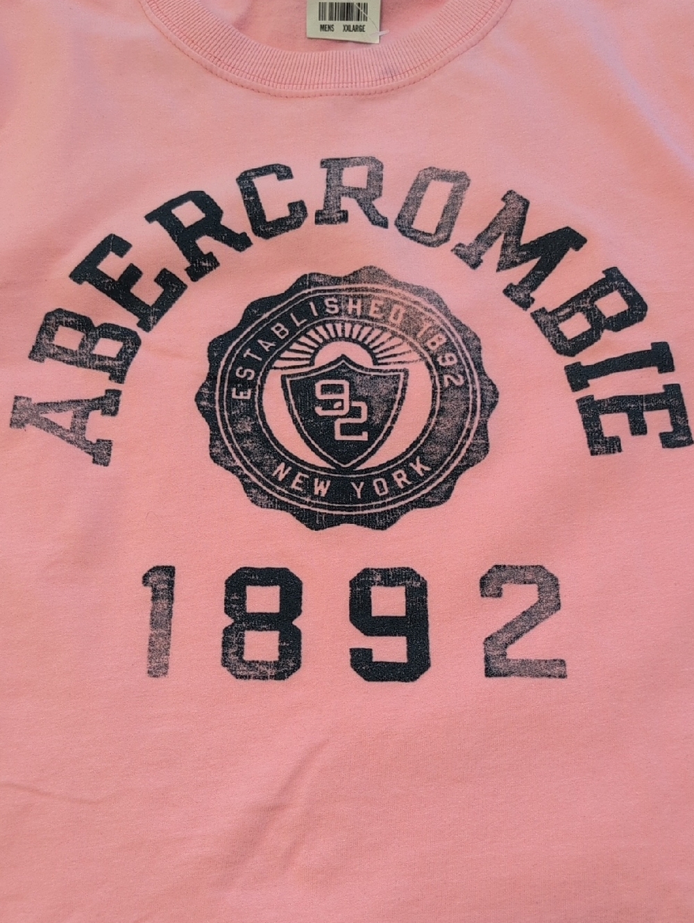 ABERCROMBIE AND FITCH Crewneck Tee Pink with Navy Graphic - Picture 2 of 7